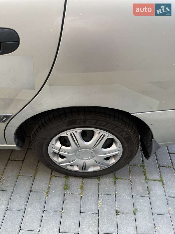 Седан Daewoo Lanos 2006 в Хмельницькому