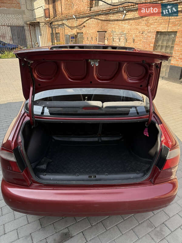 Седан Daewoo Lanos 2006 в Смеле