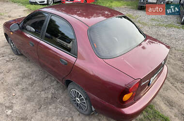 Седан Daewoo Lanos 2011 в 