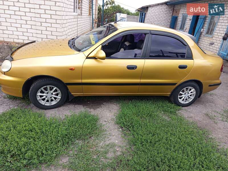 Седан Daewoo Lanos 2003 в Глобиному