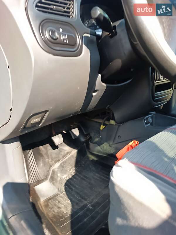 Седан Daewoo Lanos 2006 в Киеве