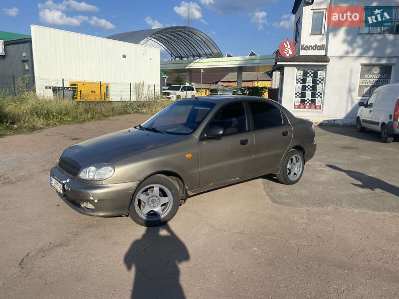 Седан Daewoo Lanos 2011 в 