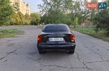 Седан Daewoo Lanos 2011 в 