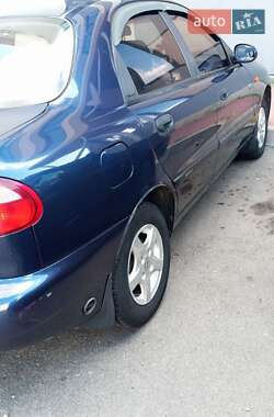 Седан Daewoo Lanos 2004 в 