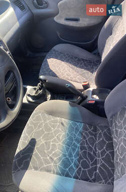Седан Daewoo Lanos 1998 в 