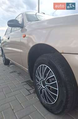 Седан Daewoo Lanos 2008 в 