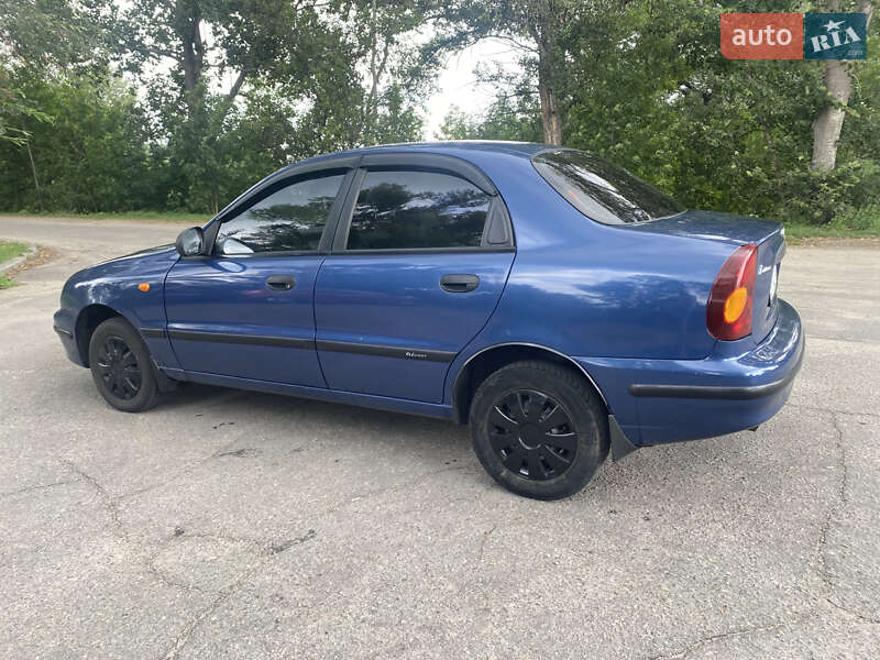 Седан Daewoo Lanos 2011 в Кременчуге