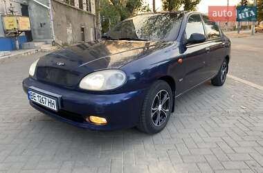 Седан Daewoo Lanos 2002 в Миколаєві
