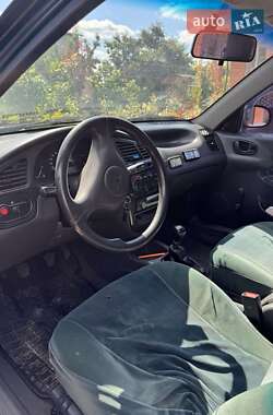 Седан Daewoo Lanos 2002 в 