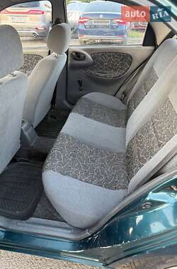 Седан Daewoo Lanos 2003 в 