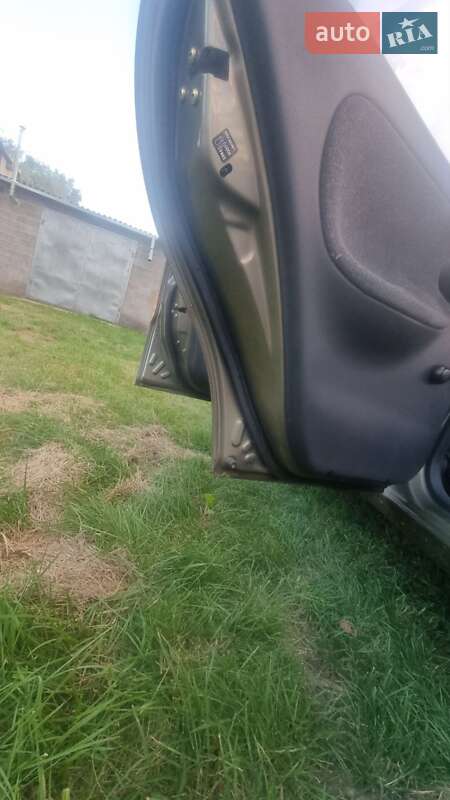 Седан Daewoo Lanos 2005 в Переяславе