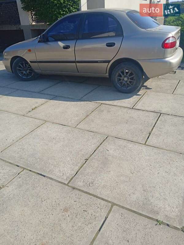 Седан Daewoo Lanos 2007 в Хусте