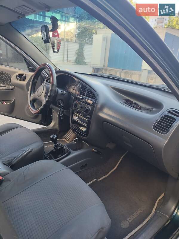 Седан Daewoo Lanos 2003 в Одессе