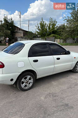 Седан Daewoo Lanos 2001 в 