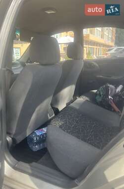 Седан Daewoo Lanos 2004 в 