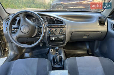 Седан Daewoo Lanos 2004 в 