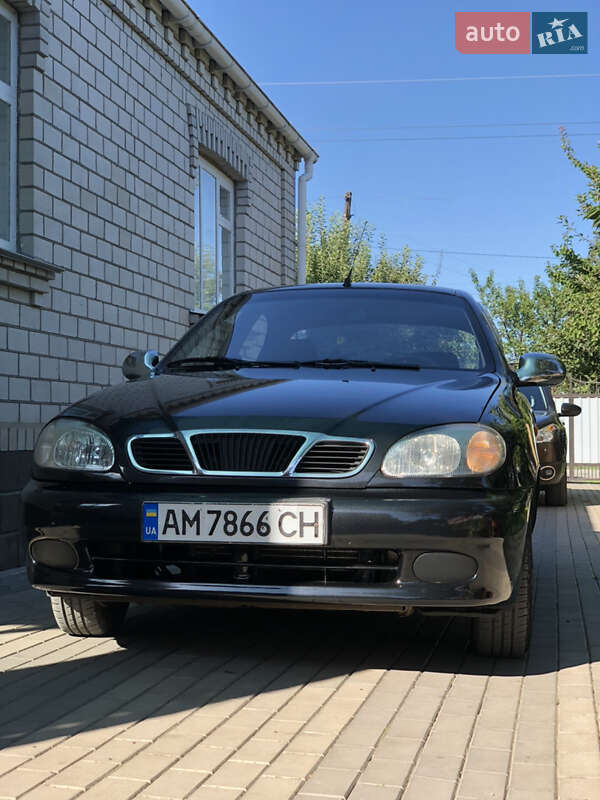 Седан Daewoo Lanos 2008 в Казатине