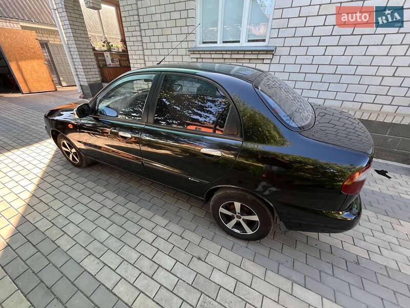 Седан Daewoo Lanos 2008 в Казатине