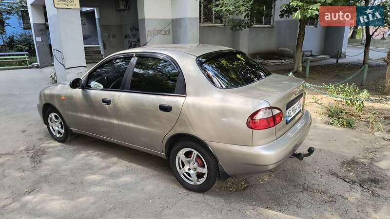 Седан Daewoo Lanos 2008 в Новомосковске