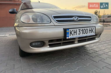 Седан Daewoo Lanos 2011 в 