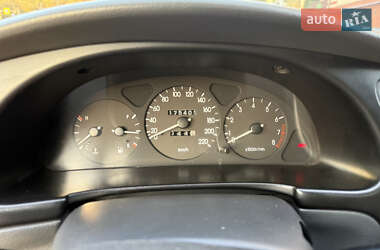 Седан Daewoo Lanos 2011 в 