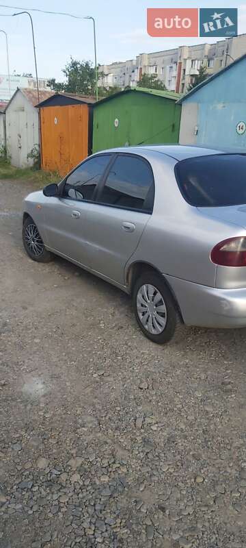 Седан Daewoo Lanos 2004 в Дрогобыче