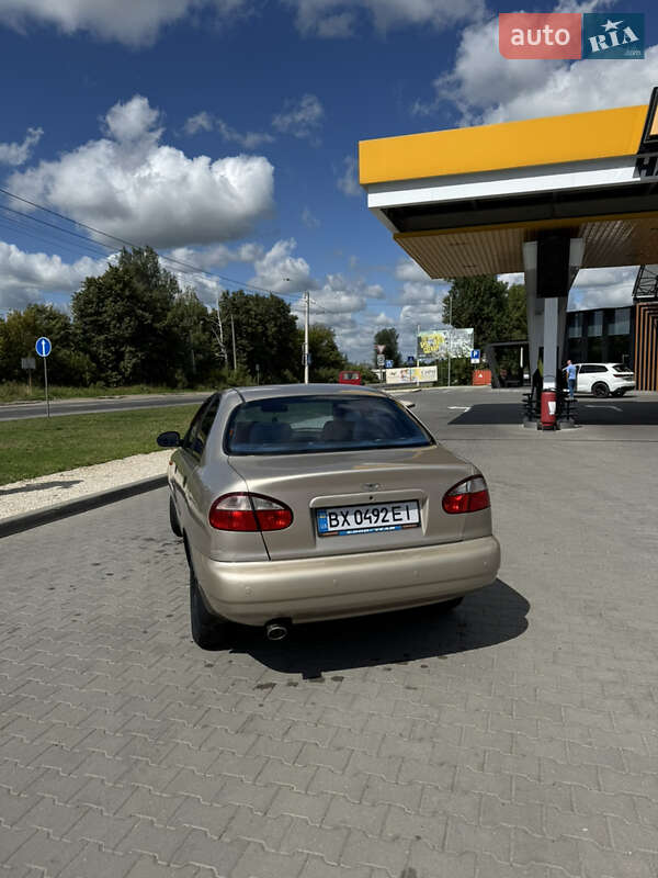 Седан Daewoo Lanos 2004 в Хмельницком