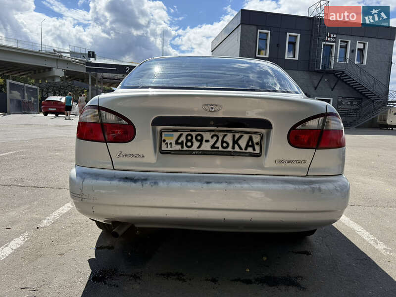 Седан Daewoo Lanos 2002 в Киеве