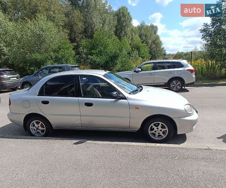 Седан Daewoo Lanos 2007 в Киеве