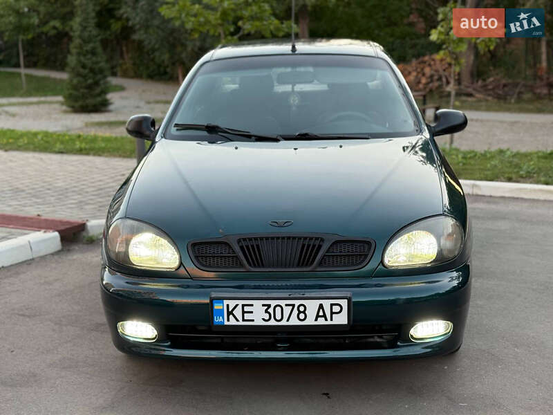 Седан Daewoo Lanos 2004 в Харькове