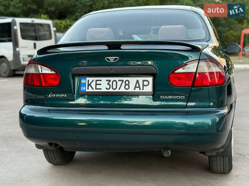 Седан Daewoo Lanos 2004 в Харькове