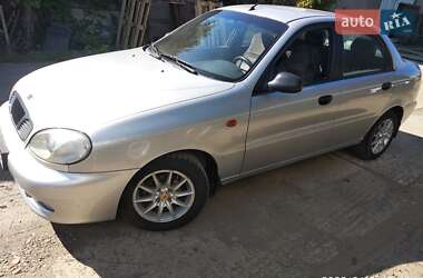 Седан Daewoo Lanos 2003 в Мукачево