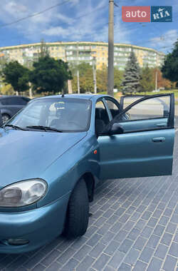 Седан Daewoo Lanos 2011 в 