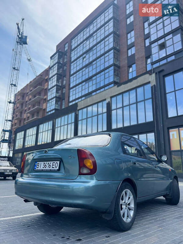 Седан Daewoo Lanos 2011 в Полтаве
