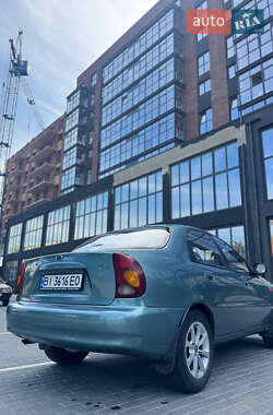 Седан Daewoo Lanos 2011 в 