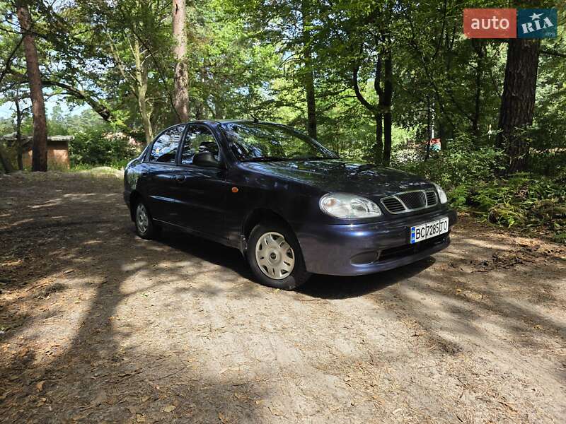 Седан Daewoo Lanos 2003 в Львове