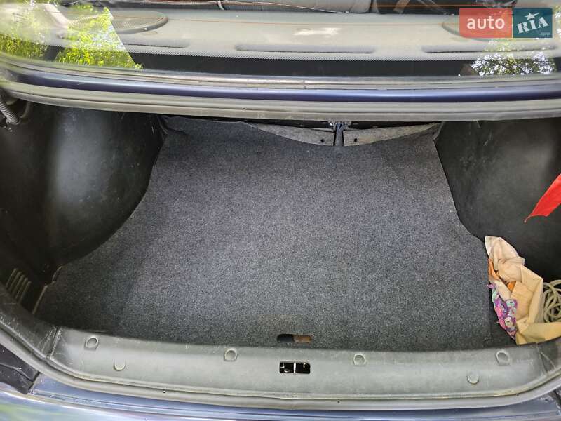 Седан Daewoo Lanos 2003 в Львове