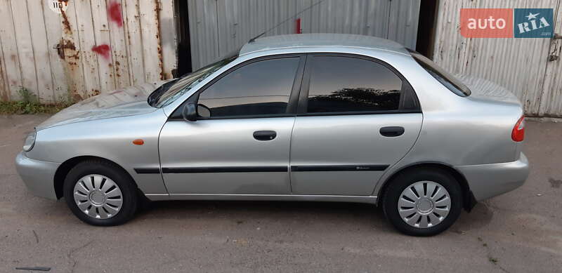 Седан Daewoo Lanos 2003 в Черкассах