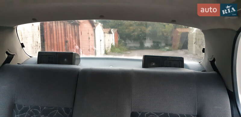Седан Daewoo Lanos 2003 в Черкассах