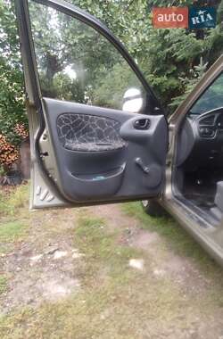 Седан Daewoo Lanos 2003 в 