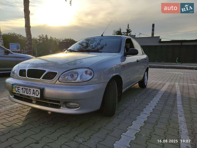Седан Daewoo Lanos 2008 в Чернівцях