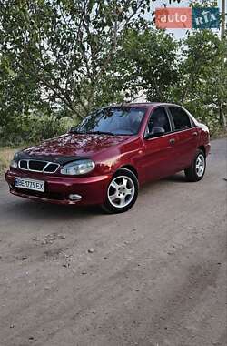 Седан Daewoo Lanos 2004 в Новому Бузі