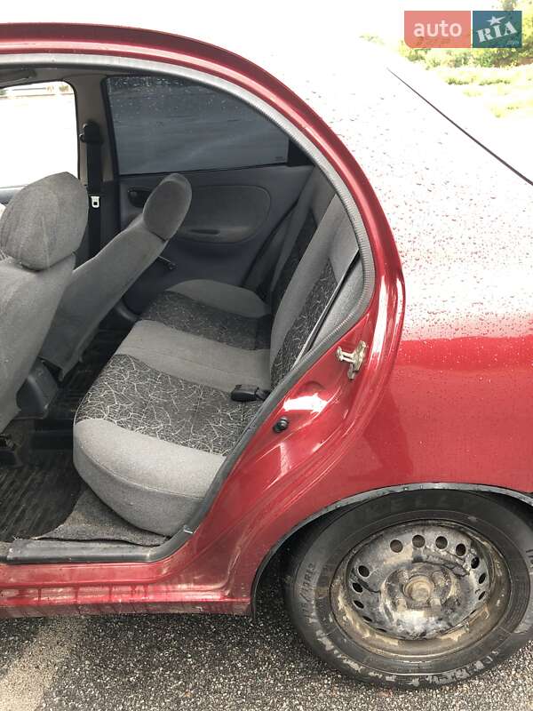 Седан Daewoo Lanos 2006 в Полтаве