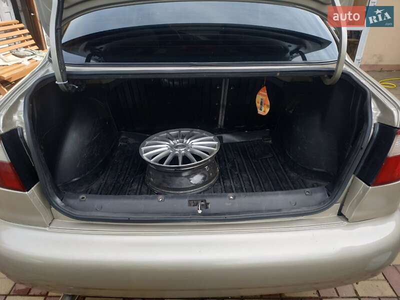 Седан Daewoo Lanos 2007 в Носовке