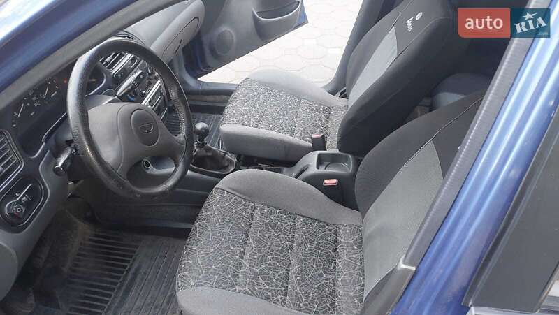 Седан Daewoo Lanos 2008 в Киеве