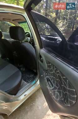 Седан Daewoo Lanos 2004 в Знаменке