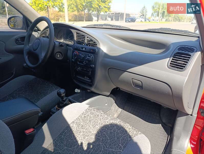 Седан Daewoo Lanos 2008 в Днепре
