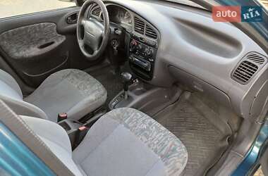 Седан Daewoo Lanos 1998 в 