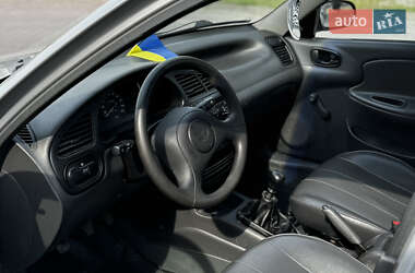 Седан Daewoo Lanos 1998 в 