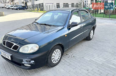Седан Daewoo Lanos 1998 в 
